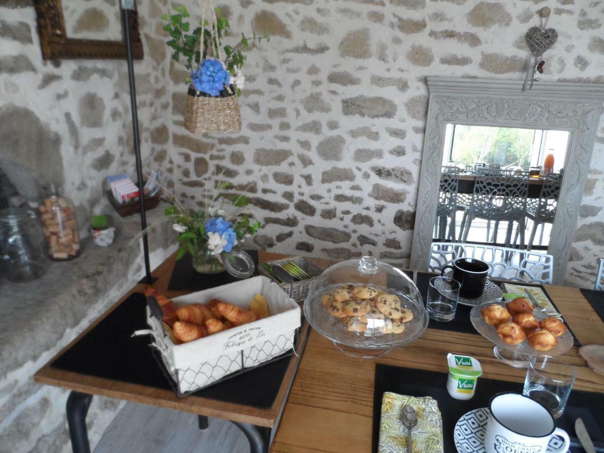 Les Chambres Du Couraud Saint-Aubin-des-Ormeaux 外观 照片