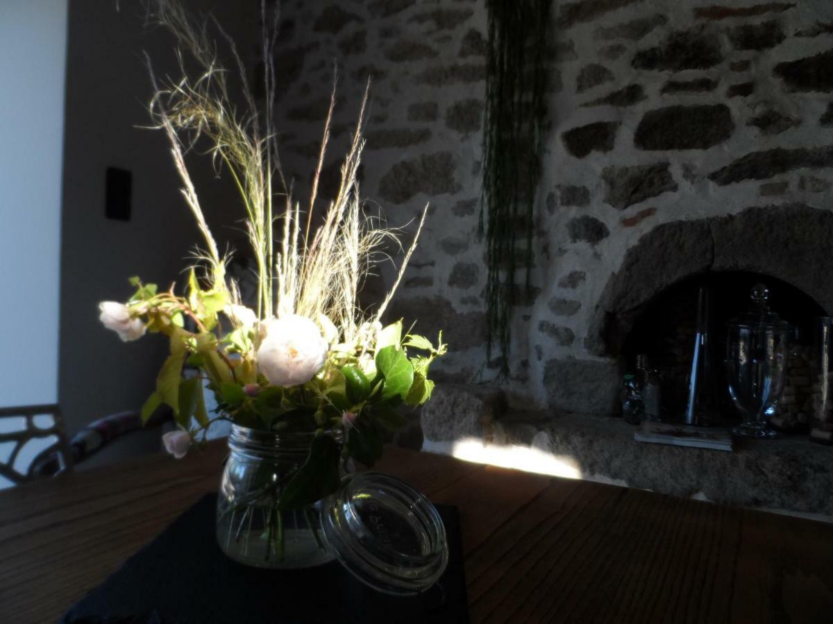 Les Chambres Du Couraud Saint-Aubin-des-Ormeaux 外观 照片